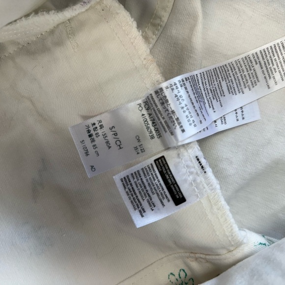 Levi's White Trucker Denim Jean Jacket All Over Print Floral size small - Picture 7 of 11